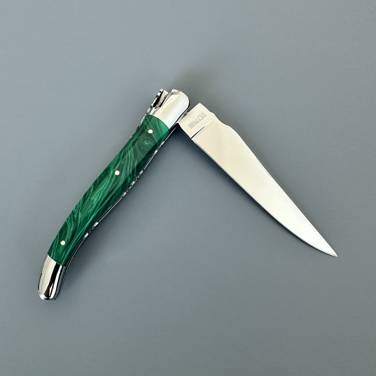 Laguiole en Aubrac Double-Plated Knife – Malachite Handle, 4.7″